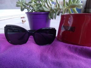 40% off! Lentes de sol, marca Moschino. Originales e