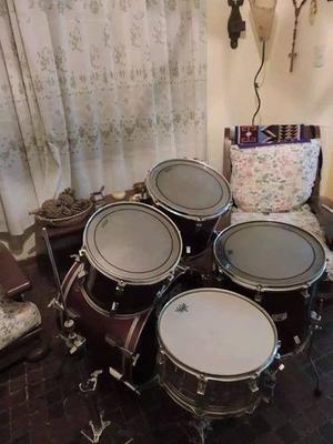 Batería Impecable Tama Rock Star 5 cuerpos $