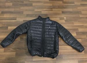 Campera uniqlo excelente calidad