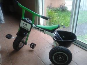 VENDO TRICICLO SPIDERMAN- KAWASAKI