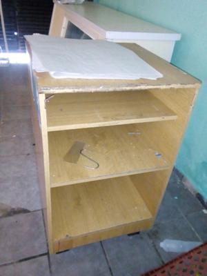 Mueble de madera