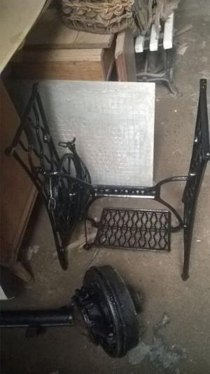 vENDO PIE DE MAQUINA SINGER