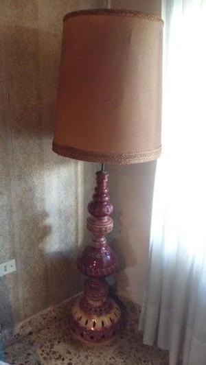 vendo lampara de pie vintage esmaltada a horno