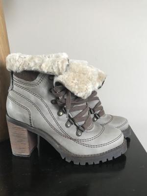 Botas SARKANY nuevas 36