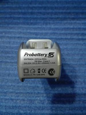 Cargador Probattery Modelo FR--BPB para pilas AA / AAA