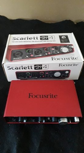Focusrite Scarlet 2i4 Como Nueva (Placa De Sonido)