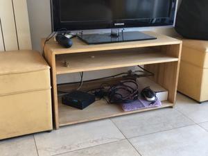 Vendo juego de muebles. Precio negociable.