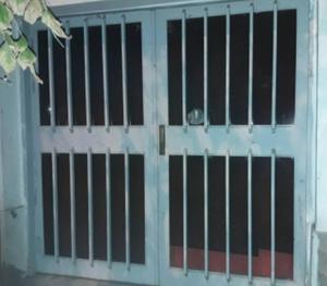 Puerta para salón comercial
