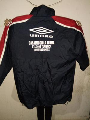 Campera hombre umbro