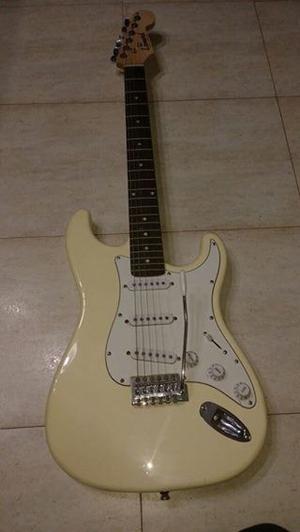 Vendo guitarra eléctrica Stratocaster Leonard (casi nueva)