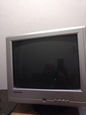 Vendo monitor y Cpu