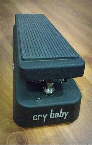 Cry Baby Dunlop Wah-wah