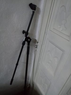 Micrófono shure av200 + pie de mic jirafa