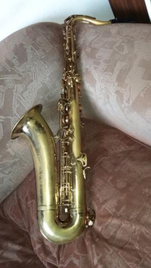 SAXO TENOR STAGG 77 zapas nuevas de cuero.