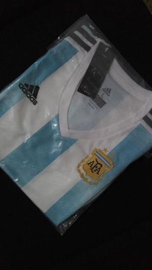 Camiseta Adidas Mujer de la Selección Argentina