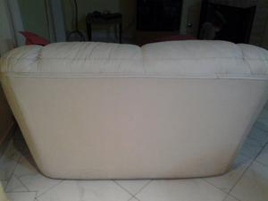 Sofa dos cuerpos en cuerina