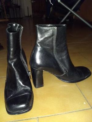 Vendo botas de mujer