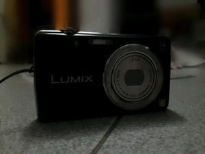 Camara digital Panasonic Lumix