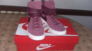 HERMOSAS BOTITAS NIKE