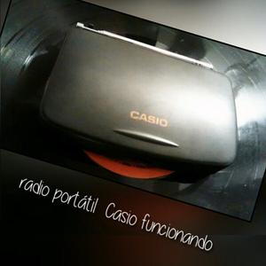 Radio Casio portátil