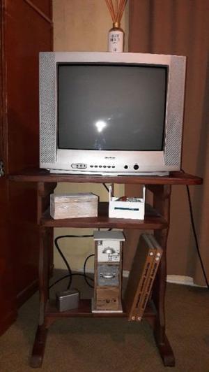 TV de 21 pulgadas = mesa de TV