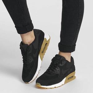 Nike Air Max 90 Se Black- Mujer