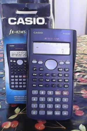 Vendo calculadora científica