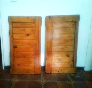 Dos puertas Far West, madera maciza barnizadas de 50 cm X 90