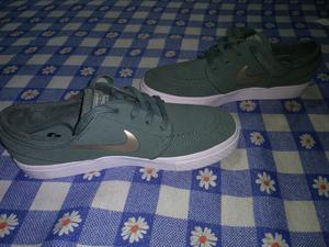 Zapatillas Nike de EEUU