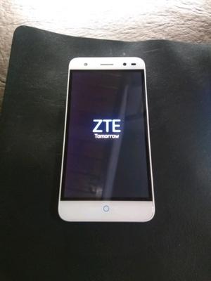 Blade V6 ZTE LTE impecable estado okm