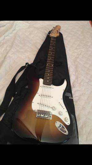 Guitarra leonard stratocaster