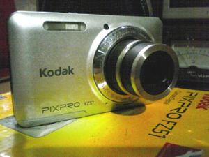 Liquido Camara Digital Kodak de 16mpxl con memoria de 8g