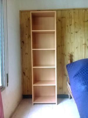Mueble / estantería vertical en melamina