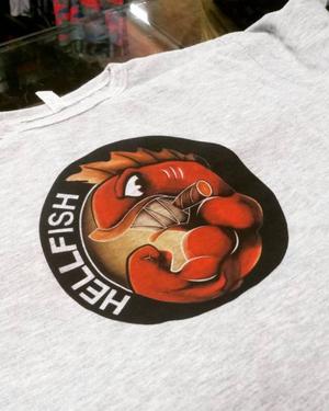 Remera de los peces del infierno