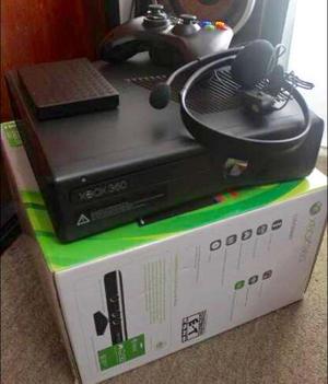 Xbox 360 Slim 250 Gbs, Completa, En Caja, Impecable.