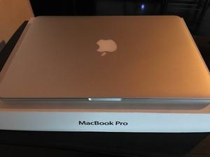 Macbook Pro Late  Como Nueva, Sin Detalles Y En Caja