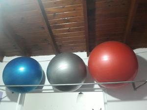 Vendo pelotas de pilates y yoga