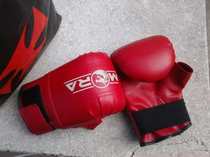 Guantines mora boxin