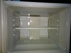Heladera con freezer "Patrick Fagor" 410 Lts-NO FROST
