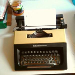 Maquina de escribir Muy bien