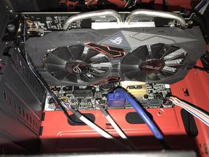 Placa de video RX 560 Asus Strix de 4Gb Oc