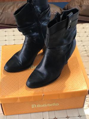 Vendo botas para mujer