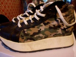 Zapatillas camufladas plataforma