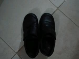 Zapatos negros marcel de cuero num. 33