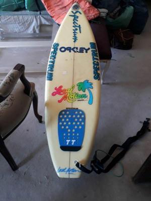 tabla de surf profesional sin uso y con funda