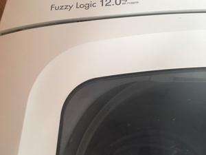 Lavarropas LG 12 kg fuzzy Logic