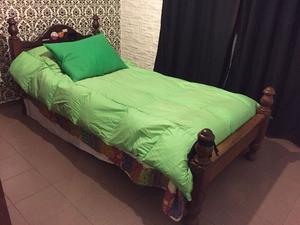 Cama algarrobo 90x1.90cm, colchón y acolchado
