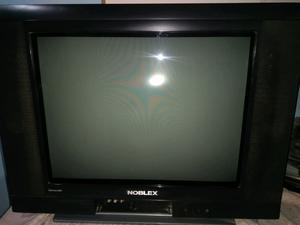 Televisor de 21" sanyo