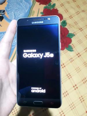 Vendo Samsung J Libre impecabe16 gb