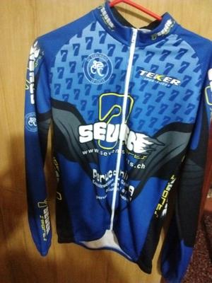 Campera ciclismo talle M